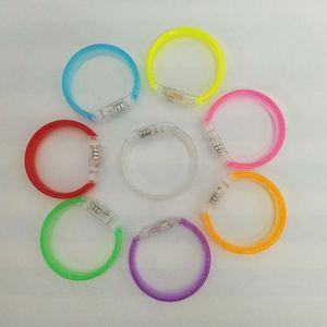 Pulsera Acrílica Luminosa LED, Accesorios para Ambiente de Conciertos y Bares, Pulsera Fluorescente con Diseño de Etiqueta, Personalización al por Mayor - Product Image 5