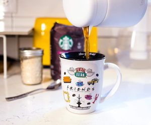 Mug en céramique à large bord avec logo Silver Buffalo Friends <span class=keywords><strong>Central</strong></span> <span class=keywords><strong>Perk</strong></span> - Product Image 5