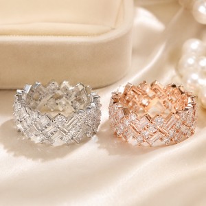 Anello di Lusso con Pavé per Donne, Elegante Gioiello da Dito alla Moda - Product Image 6