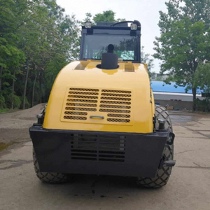 Nouvelle machine à rouleaux compresseurs hydrauliques de 12 tonnes, rouleau compresseur routier Lts212 en vente - Product Image 3