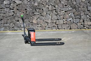 Transpaleta <span class=keywords><strong>El</strong></span>éctrica <span class=keywords><strong>HELI</strong></span> <span class=keywords><strong>de</strong></span> 2000 kg y 1500 kg, Tipo Plataforma, con Batería <span class=keywords><strong>de</strong></span> Litio para Almacén, para Tiendas Minoristas - Product Image 2