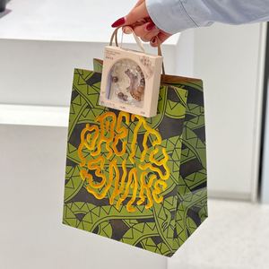 Sac de courses biodégradable en papier kraft personnalisé avec logo imprimé, poignée plate, vente en gros - Product Image 5