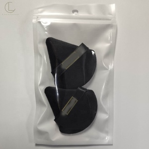 Maquillage cosmétique pour femmes Poudre pour visage Bouffée de maquillage Triangle douce personnalisée Poudre de maquillage pour elfe Cosmétique - Product Image 1