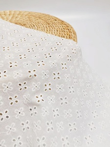 Tela 100% Algodón Puro, Bordada a Máquina, Orgánica, Ligera, Versátil para Vestidos, Camisas y Bolsos, Gran Venta - Product Image 6