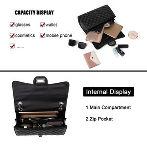 Sac à bandoulière matelassé en tissu Oxford BSCI pour femmes, sac à main tendance pour femmes avec chaîne, logo personnalisable - Product Image 3