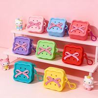 Pochette de rangement carrée en silicone DIY avec breloques amovibles, motif dessin animé mignon pour écouteurs, pour enfants et filles