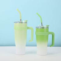 2025 새로운 40oz 절연 텀블러 W/핸들 및 빨대 | 실리콘 동물 참 토퍼 | 캠핑 여행 머그 | 사용자 정의 로고 (B2B)