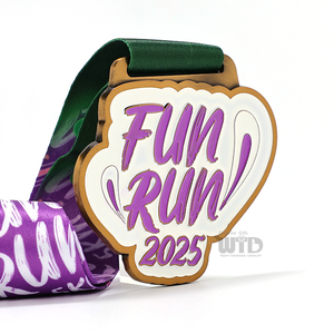 Tùy Chỉnh Kim Loại Huy Chương Thể Thao Đi Bộ Đường Dài Vui Vẻ Đường Mòn Chạy 5K <span class=keywords><strong>10K</strong></span> 21K Marathon Thách Thức Finisher Thăng Hoa Huy Chương Với Ruy Băng - Product Image 1