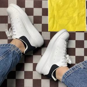 Zapatillas Deportivas de Lujo de Alta Calidad para Hombre, Marca MccQqneeus, Talla Grande, Zapatillas Casuales de Cuero para Mujer, de Caña Baja, Acolchadas y Elegantes - Product Image 4
