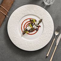 Assiette à large bord en céramique moderne à texture sablée en relief, assiette à dîner en porcelaine blanche, plats à pâtes à large bord pour restaurant