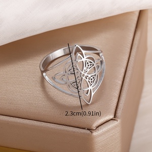 <span class=keywords><strong>Anillo</strong></span> Elegante <span class=keywords><strong>de</strong></span> <span class=keywords><strong>Nudo</strong></span> <span class=keywords><strong>de</strong></span> <span class=keywords><strong>Bruja</strong></span> en Acero Inoxidable - Diseño Celta Clásico, Perfecto para Uso Diario y Regalos - Product Image 6