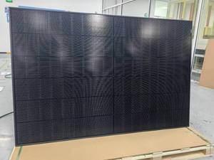 Panneaux solaires Sunplus 445W noirs avec garantie de 25 ans, cellules demi-coupées de 210 mm et revêtement frontal en verre, pour usage résidentiel aux États-Unis, stock raisonnable - Product Image 6