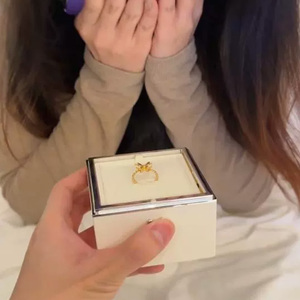 Rotating Reversible Square <strong>Ring</strong> Cake Box <strong>Pop</strong> up Gift Box with Candles Romantic Valentine's Day Fashionable - Product Image 3