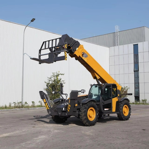 Chariot télescopique de 17 m de portée, 5 tonnes, équipé d'une flèche télescopique, d'un châssis tout-terrain 4x4 et d'attaches rapides - Product Image 1