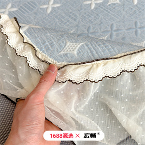 Hongchang Ice Silk Cooling Mat 3-Piece Set Princess Style Lace Bed Skirt Summer <b>Bedding</b> 1.5m 1.8m Bed - Product Image 4