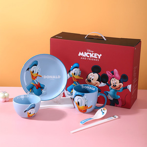 Juego <span class=keywords><strong>de</strong></span> Vajilla Infantil <span class=keywords><strong>de</strong></span> Porcelana con Diseño 3D en Relieve <span class=keywords><strong>de</strong></span> Mickey y Minnie, Caja <span class=keywords><strong>de</strong></span> Regalo <span class=keywords><strong>de</strong></span> 5 Piezas, Tazón, Taza, Plato y <span class=keywords><strong>Cubiertos</strong></span> para Niños - Product Image 3