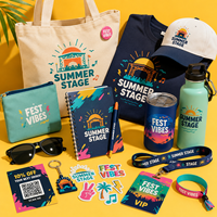Pack de bienvenue pour camp d'été avec sac à dos, bouteille, t-shirt, carnet, autocollant pour les jeunes, ensemble de marchandises pour activités de plein air