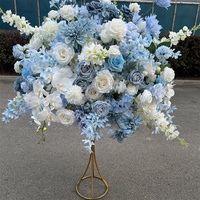 IFG Bestseller 80cm Künstliche Weiße Blumen mit Eukalyptus und Grünzeug Blumenball für Hochzeit Abschlussfeier Halloween Dekoration