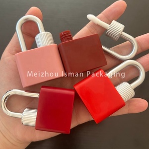 Bán Buôn Rỗng Nhựa 4Ml Dễ Thương Áo Nhỏ Ổ Khóa Du Lịch Lip Dầu Chai <span class=keywords><strong>Mini</strong></span> Khóa Hình Dạng Lip Gloss <span class=keywords><strong>Container</strong></span> Ống Với Bàn Chải - Product Image 2