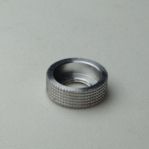 Mecanizado CNC Personalizado para la Fabricación de Tuercas de Aluminio Roscadas con Ajuste de Rosca - Product Image 4
