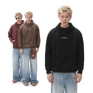 Gilet con cappuccio da uomo in cotone tinta unita, con motivo a lettere, in pile pesante, pullover casual ampio per l'autunno - Product Image 1