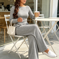 Ensemble deux pièces tendance et élégant pour femmes, haut à manches longues et pantalon large, coupe ajustée, tenue décontractée pour femmes