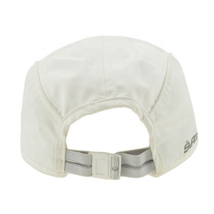 หมวกกีฬาวิ่งแบบ 5 แผง ทรงแบน ระบายอากาศได้ดี น้ำหนักเบา แห้งเร็ว เหมาะสำหรับกิจกรรมกลางแจ้งและเดินป่า - Product Image 5