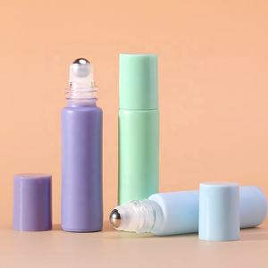 Di Grande Successo MOQ Basso 100pz Bottiglia di Vetro Roll-On da 10ml Colori Multipli Flacone Satinato con Sfera Roller per Confezione Olio Essenziale Rinfrescante - Product Image 5