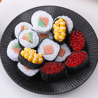 Mini breloques japonaises créatives en résine à dos plat, imitation boulettes de riz sushi, ornements alimentaires simulés (saumon), décorations pour micro-scènes