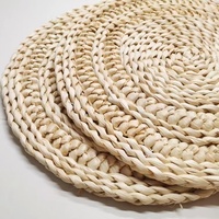 Sets de table ronds en feuilles de maïs tressées naturelles pour la décoration de table