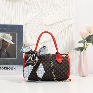 Güzel moda moda lady ucuz kadın güzel küçük yuvarlak PU çanta çin'de yapılan çapraz vücut çanta kadınlar için - Product Image 4