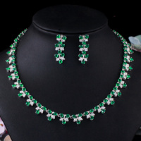 Parure de bijoux de luxe brillante pour mariée, avec collier et boucles d'oreilles en feuilles et fleurs vertes en zircon cubique, plaqué argent brésilien, pour femme