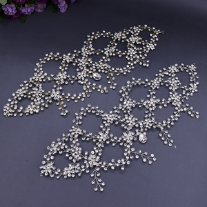 Chaîne de front de mariée en strass faite à la main - Coiffe vintage pour les coiffures de mariage - Product Image 3