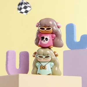 Figurines mignonnes JUE Girl on Vacation Mini Beans pour la décoration de la maison, mini figurines anime JUE Girl Beans, sacs et boîtes surprises - Product Image 6