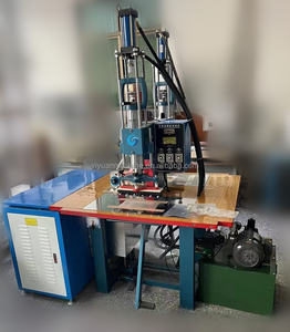 Máquina de grabado hidráulica de alta frecuencia de cuero PU de 8kw para etiqueta colgante de Jeans, soldador de alta frecuencia de bolso de cuero - Product Image 5