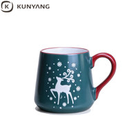 Mug à café en céramique avec motif de rennes de Noël, poignée rouge, motif flocon de neige, tasse en céramique, cadeau de Noël, logo personnalisé, vente en gros