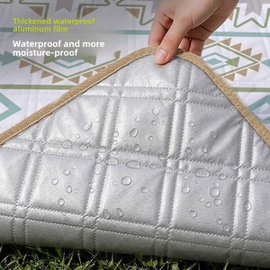 <span class=keywords><strong>Tapis</strong></span> <span class=keywords><strong>de</strong></span> pique-nique imperméable avec support en aluminium épaissi, pliable, portable, antidérapant, léger (1,5 kg), pour 7 personnes et plus, idéal pour le <span class=keywords><strong>camping</strong></span> et la randonnée - Product Image 4