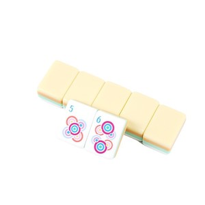 Mahjong Américain Jaune de Divertissement à Quatre Couches en Acrylique Coloré, Assemblé à la Main pour le Loisir - Product Image 5