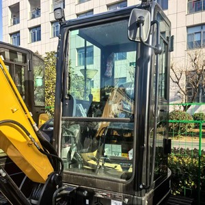 Excavatrice SANY SY35u d'occasion, 4 tonnes, godet de 0,12 m, puissance de 20 kW, modèle 2025, avec équipement pour inspection par rapport et vidéo - Product Image 3