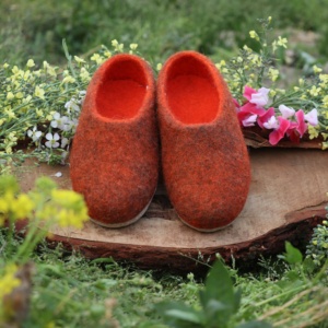 Top Quality Felt <b>Slippers</b> Handmade New Zealand Merino Wool Used Warm <b>slippers</b> Size Color Design Customizations Nepal - Product Image 4