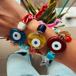 Nuevo Estilo, Pulsera de Cuentas de Alta Gama Marca HR con Múltiples Colgantes, Borla de Tela, Estilo Retro Exagerado, Unisex, para Uso Diario - Product Image 2