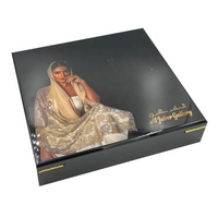 Boîte de date en bois au design arabe de luxe avec finition laquée pour piano