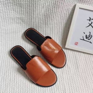 Wholesale 2026 New Summer Women's <b>Beach</b> <b>Flip</b>-<b>Flops</b> with Cushioning Slip-On Closure Genuine Leather Upper - Product Image 3