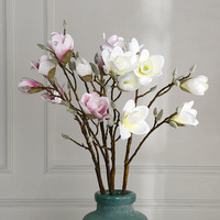 Großhandel Künstlicher Magnolienzweig Künstliche Magnolienblüte mit Gefrosteten Knospen für Chinesischen Stil Inneneinrichtung Rustikale Hochzeit Blumendekoration