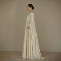 Abaya artisanale perlée à la main avec strass, collection 2026, nouvelle collection, vente en gros, abaya de luxe de Dubaï, sur mesure pour femmes musulmanes