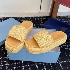 Sandales tissées de luxe pour femmes, de haute qualité, de marque tendance, à semelle épaisse, pour la plage, légères, décontractées, à bout rond - Product Image 1