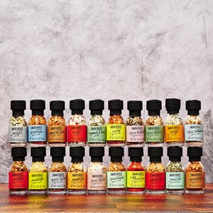 Coffret d'<span class=keywords><strong>épice</strong></span>s de grillades gourmandes Smokehouse : 20 assaisonnements et piments pour barbecue (Chili, Ail, Italien, <span class=keywords><strong>Cajun</strong></span>) - Cadeau pour papa - Product Image 3