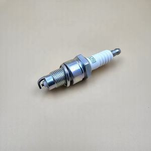 Bougie d'allumage de moteur de vente chaude BPR5ES BPR6ES BPR5E BPR5ES-11 BPR5ESX4 bougies d'allumage de moteur pour des pièces de moteur - Product Image 5