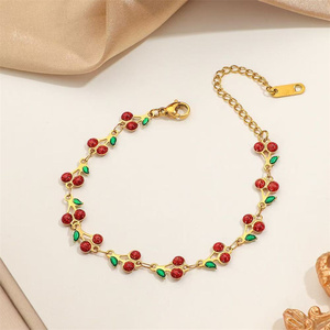 Pulsera de cereza esmaltada multicolor, de acero inoxidable con PVD en tono dorado, cadena ajustable con diseño de frutas, regalo de joyería navideña para mujer - Product Image 4