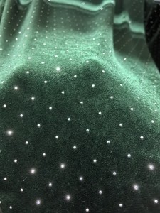 <span class=keywords><strong>Tissu</strong></span> en velours de haute qualité avec strass thermocollés, nouveau <span class=keywords><strong>tissu</strong></span> en velours doré estampé à chaud avec strass pour robes <span class=keywords><strong>et</strong></span> vêtements - Product Image 1